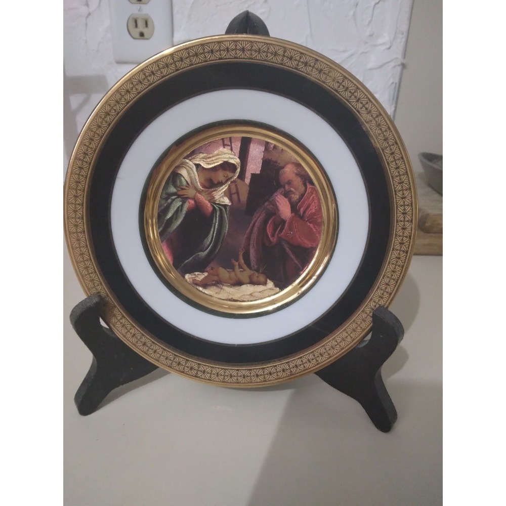 Danbury Mint Nativity Collectible Plate Limited Edition Gold Trimmed